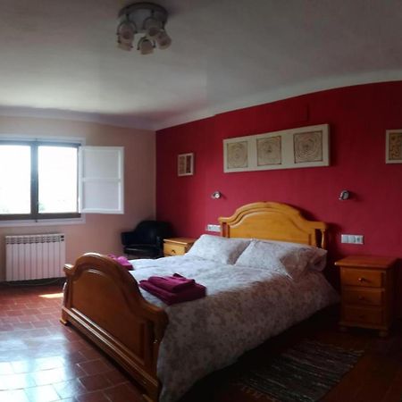 Santa Ana Villa Pedrola ภายนอก รูปภาพ
